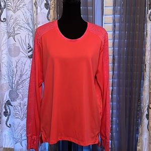 Hot pink under armour top